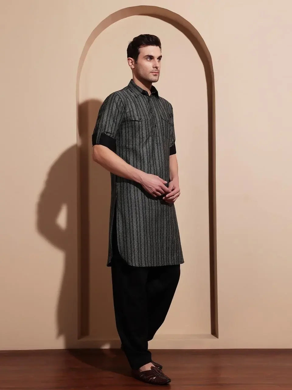 Bettino Men's Pathani Suit- Striped