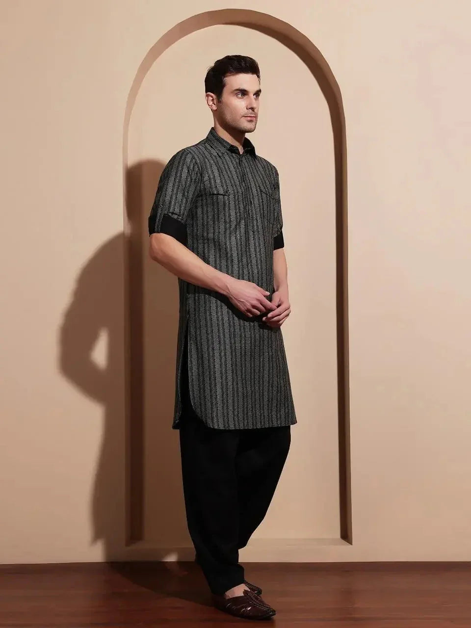 Bettino Men's Pathani Suit- Striped